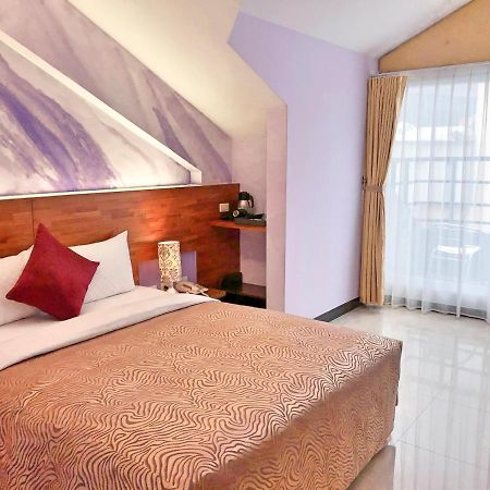 Tranquil Sea Hotel Кэньдин Экстерьер фото